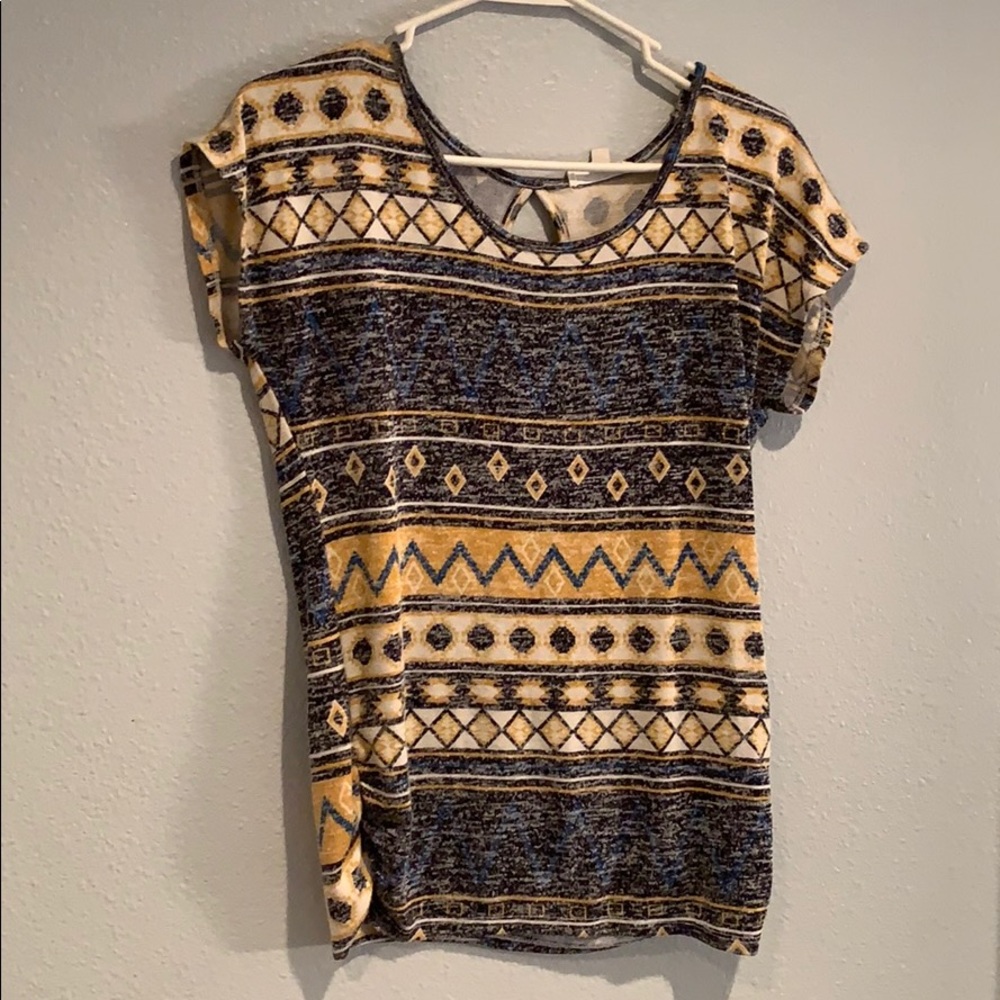 Short sleeve blouse